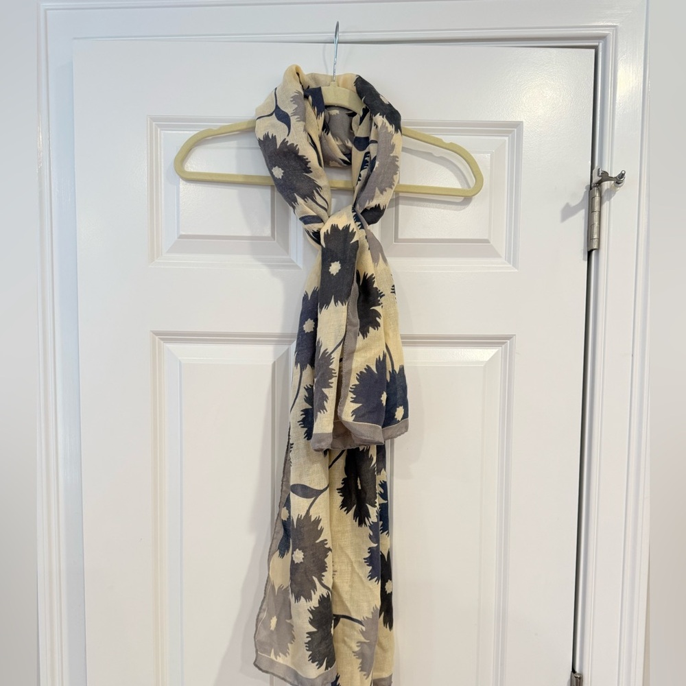 Floral Scarf with Blue and Cream Design